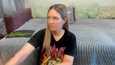 Kendra online show from July 5, 11:45 pm