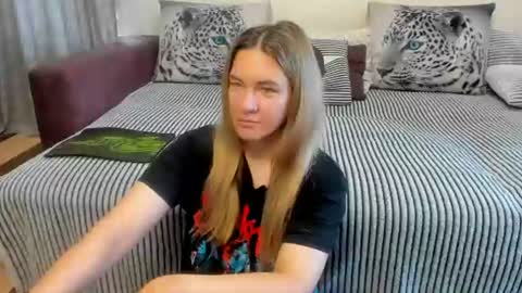 Kendra online show from July 29, 11:58 pm