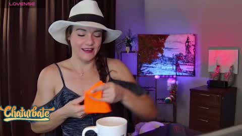 Snapshot of kendracam69 chatting on November 6, 2:45 am Kendra online show from November 6, 2:45 am