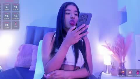 kendrachavez_ online show from November 20, 10:31 pm