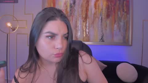  K E N D R A  online show from March 4, 3:34 am