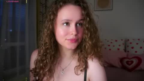 Kira online show from June 11, 11:36 pm