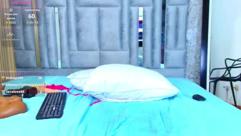 Snapshot of kendrafoster1 chatting on December 5, 8:01 am Kendra Foster online show from December 5, 8:01 am