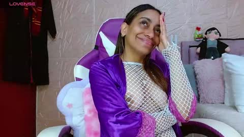 Snapshot of kendrapotter chatting on November 22, 2:16 pm KENDRAPOTTER online show from November 22, 2:16 pm