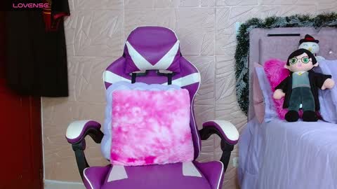 Snapshot of kendrapotter chatting on December 13, 7:53 pm KENDRAPOTTER online show from December 13, 7:53 pm