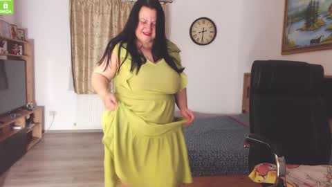 Kendra online show from December 5, 5:31 pm