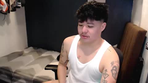 Snapshot of kenhotline911 chatting on December 3, 8:12 am ken online show from December 3, 8:12 am