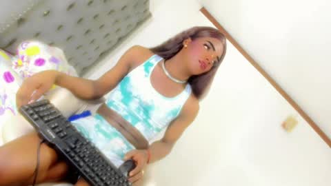 Snapshot of kenia_nihiara chatting on July 29, 4:32 am kenia_nihiara online show from July 29, 4:32 am