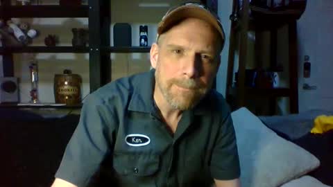 Ken Kuddles online show from February 19, 12:25 am