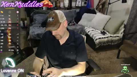 Ken Kuddles online show from November 10, 12:31 am