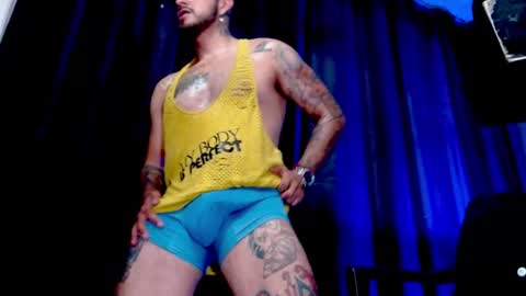 Kenlly online show from February 26, 11:15 pm