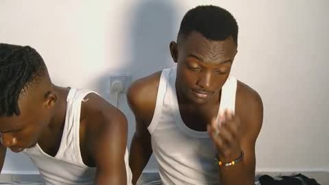 Kenia online show from October 13, 8:25 am