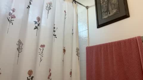 Snapshot of kennibby chatting on March 16, 1:22 am kennibby online show from March 16, 1:22 am