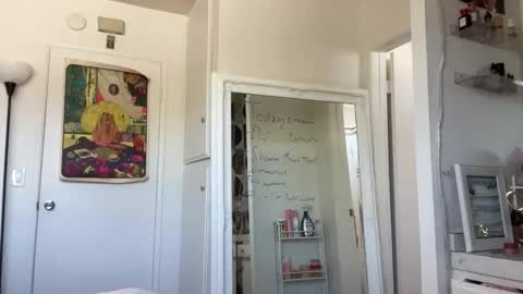 Snapshot of kennibby chatting on March 17, 8:01 pm kennibby online show from March 17, 8:01 pm