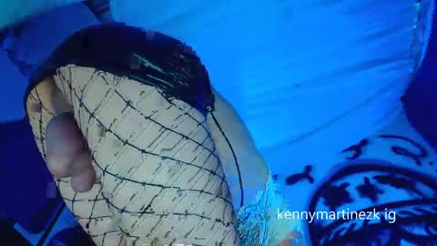 Snapshot of kenny_starrk chatting on April 17, 8:34 pm Kenny Starr online show from April 17, 8:34 pm