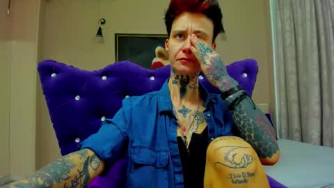 Sellena and Kenny online show from December 16, 9:09 pm