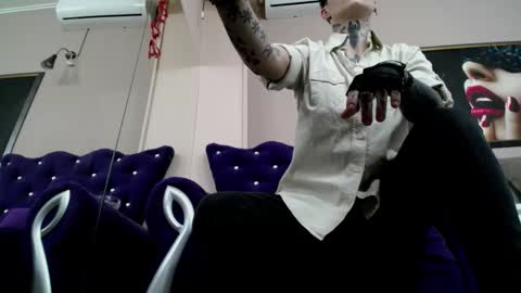 Snapshot of kennyvibe chatting on March 6, 5:42 pm kennyvibe online show from March 6, 5:42 pm