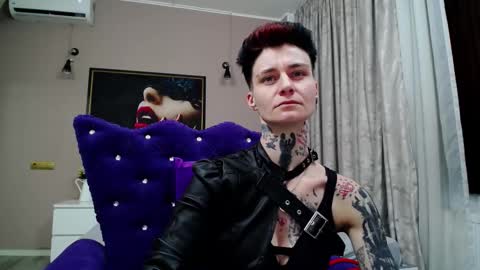 Snapshot of kennyvibe chatting on March 19, 6:34 pm kennyvibe online show from March 19, 6:34 pm