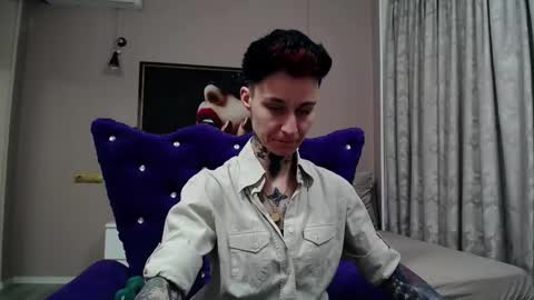 Snapshot of kennyvibe chatting on March 24, 4:34 pm kennyvibe online show from March 24, 4:34 pm