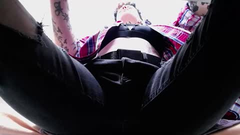 Snapshot of kennyvibe chatting on March 27, 6:40 pm kennyvibe online show from March 27, 6:40 pm