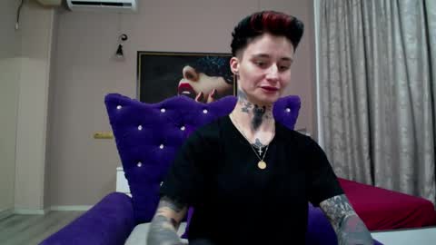 Snapshot of kennyvibe chatting on March 31, 6:41 pm kennyvibe online show from March 31, 6:41 pm