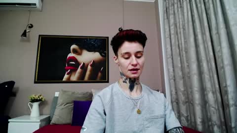 Snapshot of kennyvibe chatting on April 4, 2:58 pm kennyvibe online show from April 4, 2:58 pm