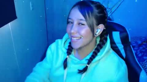 kenshi2302 online show from February 10, 6:45 pm