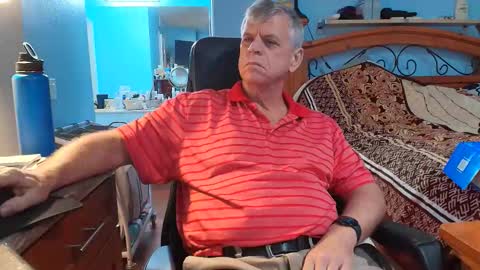 kent_ham online show from December 2, 2:06 am