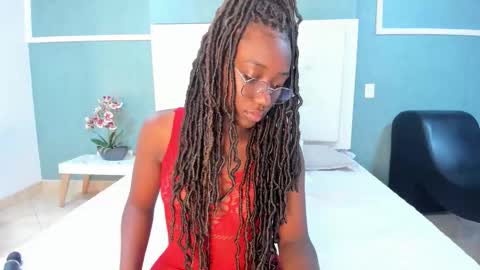 Snapshot of kentha_mitchells chatting on September 11, 11:32 am kentha_mitchells online show from September 11, 11:32 am