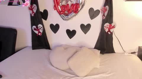 Snapshot of kentha_mitchellss chatting on February 14, 10:45 am KENTHA online show from February 14, 10:45 am