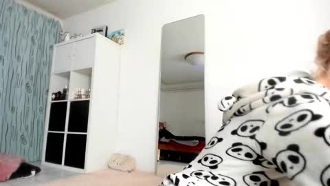 Kenzie online show from November 7, 4:45 am