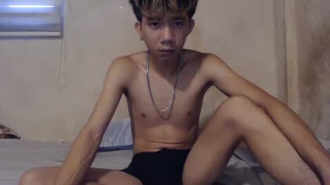 kenzy931455 online show from May 6, 12:41 am