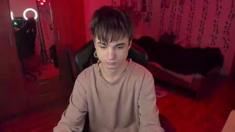 Looking for a moderator I PVT IS OPEN online show from November 29, 12:08 pm