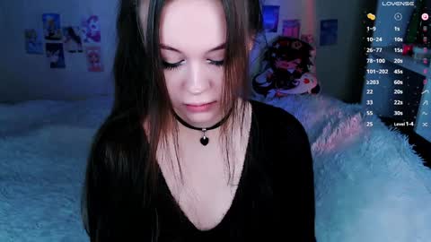 keqing_ online show from December 13, 6:10 am