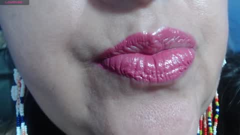 Snapshot of kerly_doll chatting on January 31, 8:22 pm K E R L Y online show from January 31, 8:22 pm