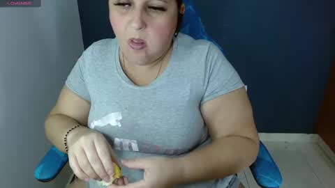 Snapshot of kerly_doll chatting on February 15, 7:06 pm K E R L Y online show from February 15, 7:06 pm