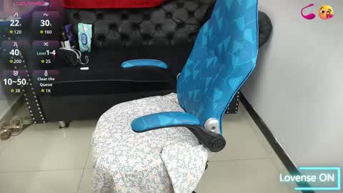 Snapshot of kerly_doll chatting on September 17, 11:34 am K E R L Y online show from September 17, 11:34 am