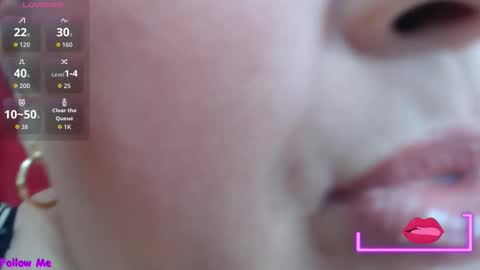 Snapshot of kerly_doll chatting on October 14, 12:50 pm K E R L Y online show from October 14, 12:50 pm