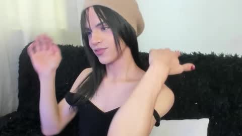 Kerly online show from October 7, 4:37 pm