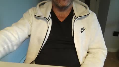 Anton online show from December 17, 4:02 pm