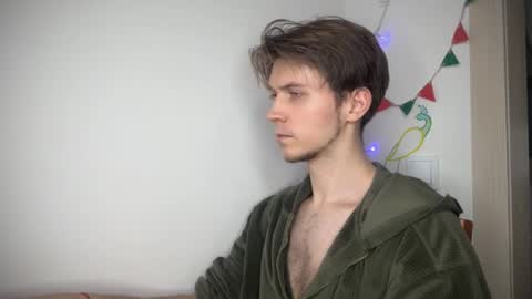 Kero online show from December 14, 4:01 pm