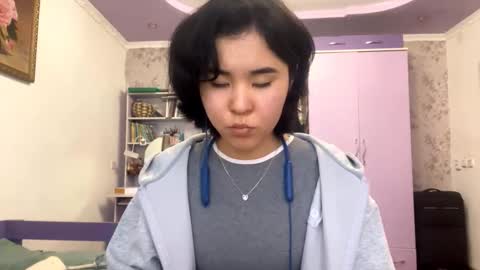 Snapshot of kerstinscotto chatting on February 20, 6:26 am Jenny online show from February 20, 6:26 am