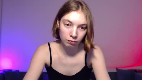 Snapshot of kesha_muah chatting on March 10, 1:05 pm kesha online show from March 10, 1:05 pm