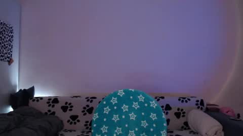Snapshot of kesha_muah chatting on April 16, 3:46 pm kesha online show from April 16, 3:46 pm