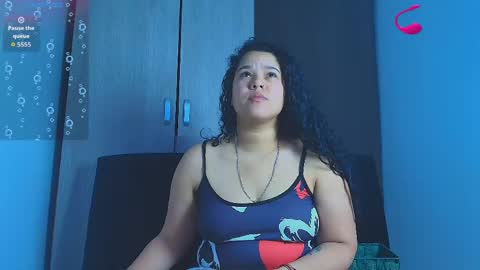 Snapshot of kesha_rosse_ chatting on May 2, 10:20 am KESHA online show from May 2, 10:20 am