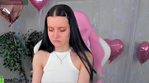 kessi_millis online show from February 19, 7:26 am