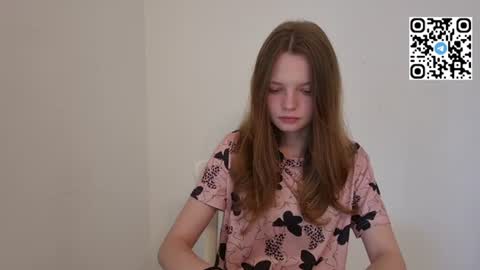 Snapshot of kessia_ chatting on June 12, 5:23 pm Nika online show from June 12, 5:23 pm