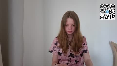 Snapshot of kessia_ chatting on June 13, 5:44 pm Nika online show from June 13, 5:44 pm
