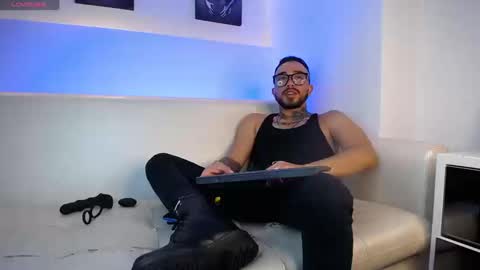 Keviin online show from September 18, 4:36 am