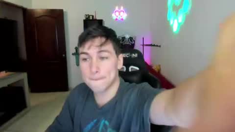 Kevin online show from July 3, 11:22 pm
